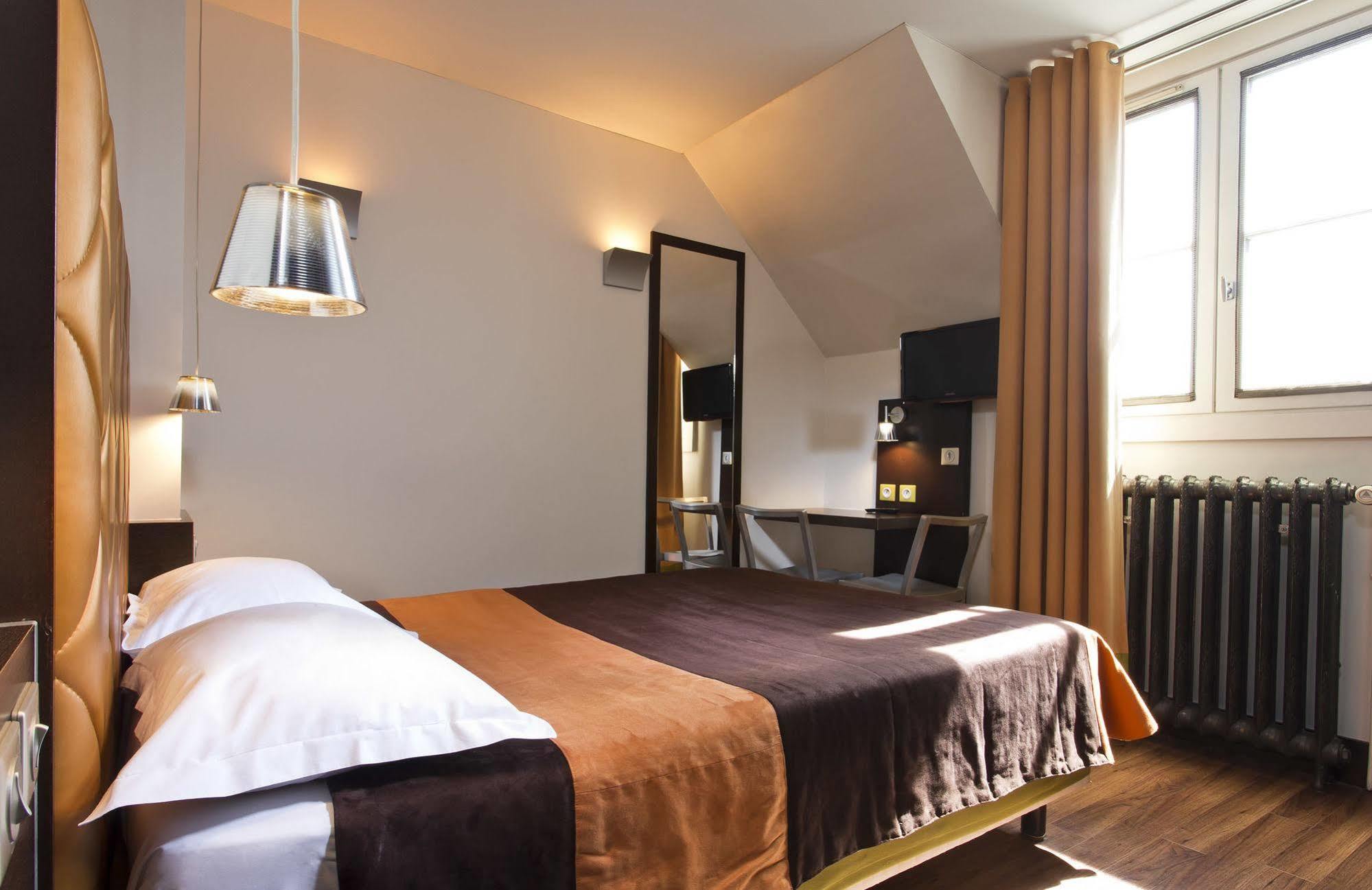 Hotel Du Parc Montparnasse Paris Room photo